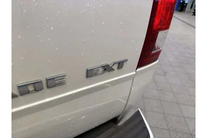 $5995 : Cadillac Escalade EXT 2002 A image 8