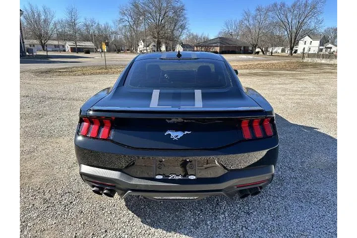 $29595 : Ford Mustang 2024 EcoBoost P image 6