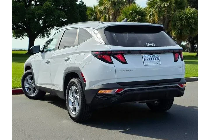 $21900 : Hyundai TUCSON 2024 AWD SEL image 7