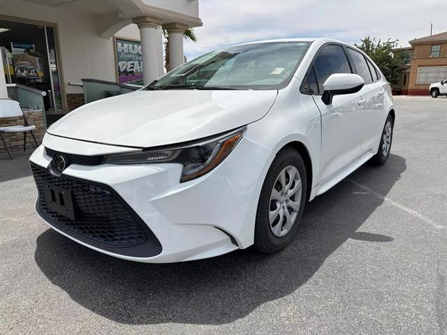 $21995 : Pre-Owned 2021 Corolla LE Sed image 1