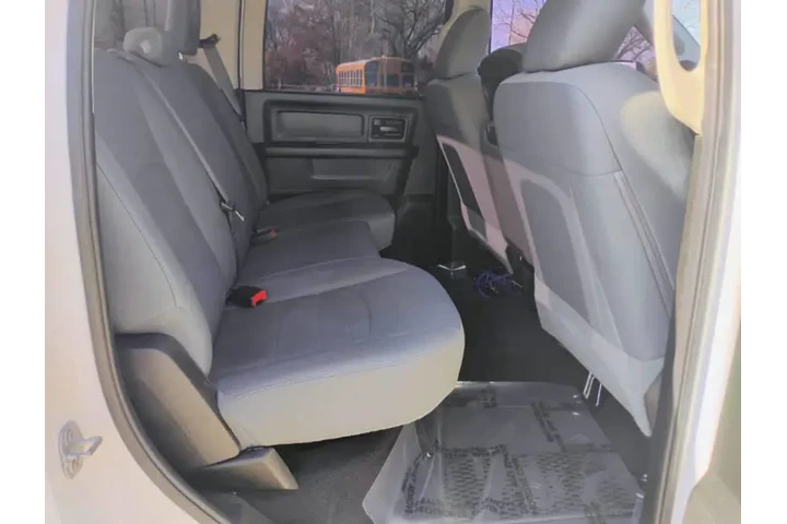 $28977 : 2018 RAM 2500 Tradesman image 9