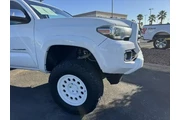 $32999 : Toyota Tacoma 2017 4x4 Limit thumbnail