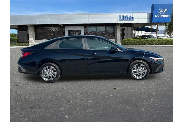 $24999 : Hyundai ELANTRA Hybrid 2026 image 9