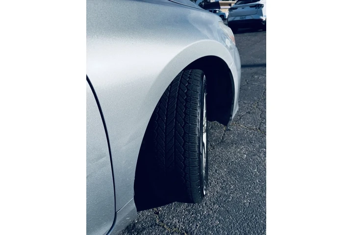 $5500 : 2017 Toyota Camry SE image 9