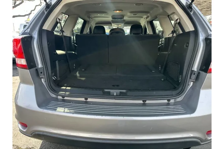 2018 Journey SXT image 8