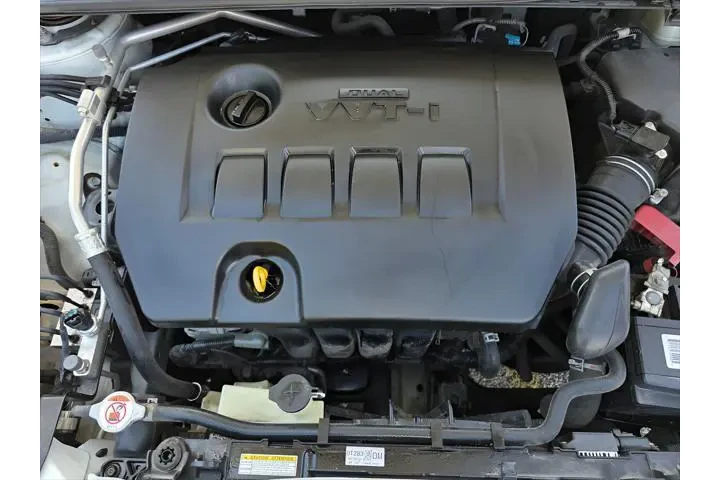 $9766 : Toyota Corolla 2018 LE 4dr S image 10