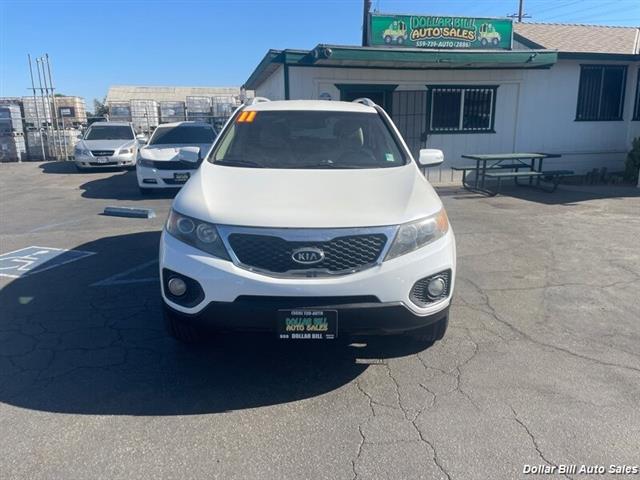 $8995 : 2011 Sorento LX SUV image 2