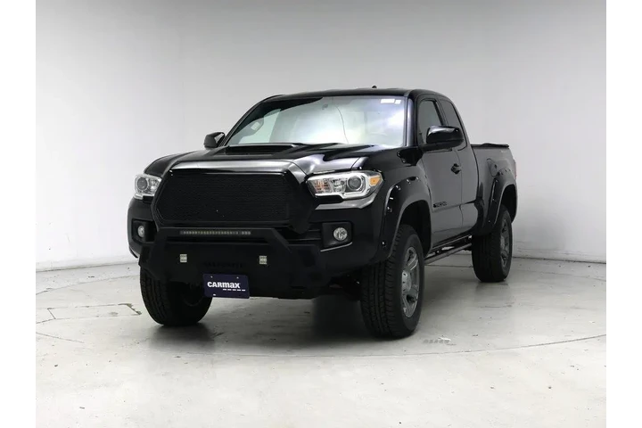 $31998 : Toyota Tacoma 2016 4x4 TRD S image 4