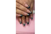 Uñas acrílicas en promoción thumbnail