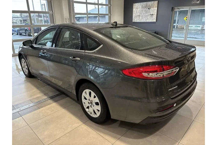 $15692 : Ford Fusion 2020 S 4dr Sedan image 6