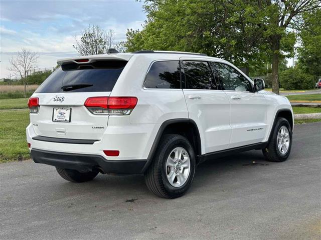 2015 Grand Cherokee Laredo image 7