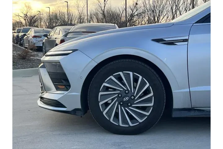 $30000 : Hyundai SONATA Hybrid 2024 L image 8