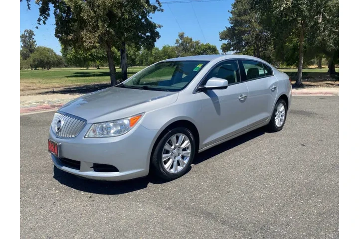 $8995 : 2012 LaCrosse Convenience image 4
