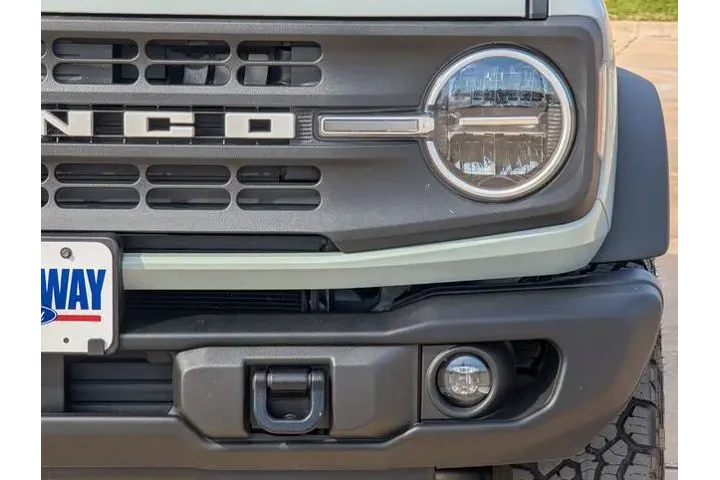 $39955 : Ford Bronco 2024 4x4 Black D image 7