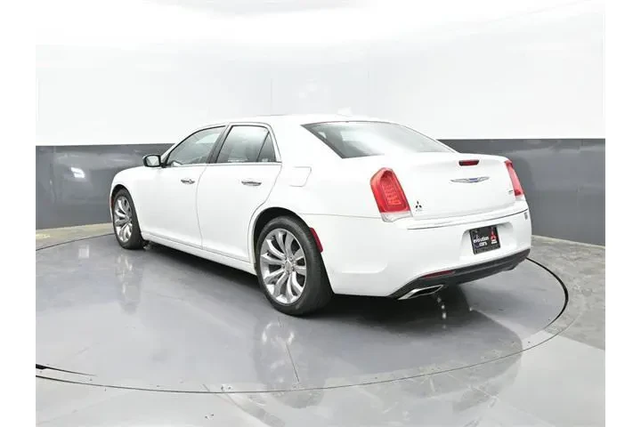 $20869 : Chrysler 300 2020 Limited 4d image 3