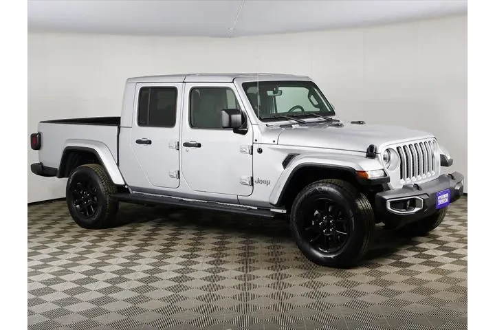 $25999 : Jeep Gladiator 2023 4x4 Over image 2