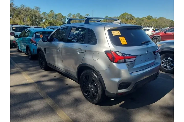 $17290 : Mitsubishi Outlander Sport 2 image 3