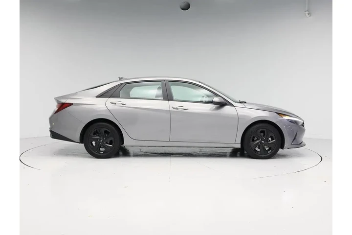 $20998 : Hyundai ELANTRA 2023 SEL 4dr image 7