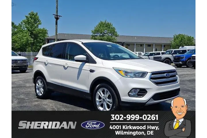$13045 : Ford Escape 2017 AWD SE 4dr image 1