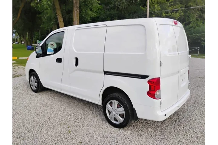 $13997 : 2021 NV200 S image 5
