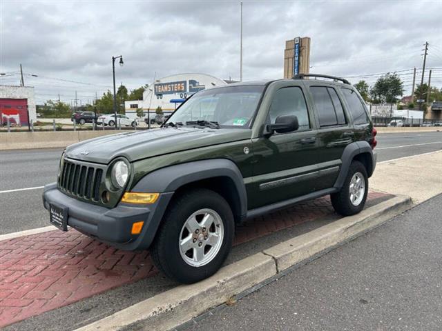 $3995 : 2006 Liberty Sport image 7