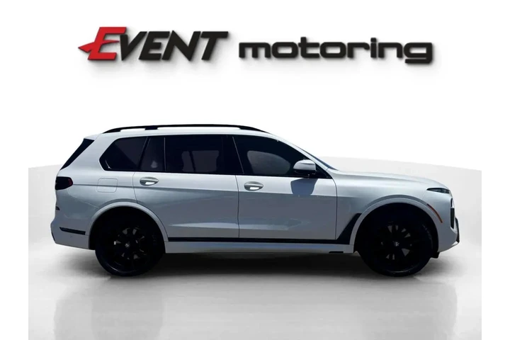 $81999 : 2025 BMW X7 image 8