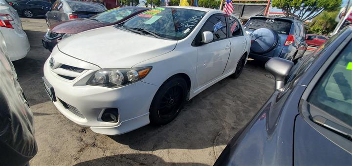 $1500 : Corollas image 7