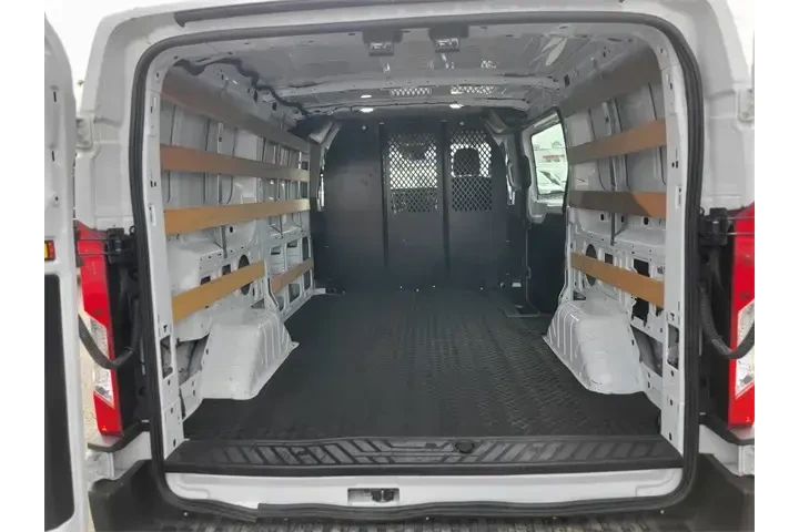 $30191 : Ford Transit 2024 250 3dr SW image 8