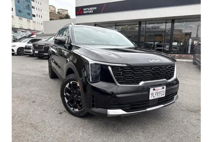 $29388 : Kia Sorento 2024 AWD S 4dr S image 2