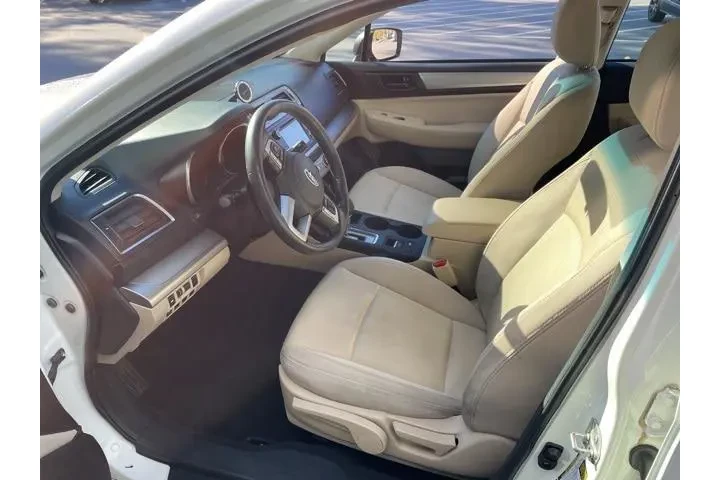 $13500 : Subaru Legacy 2017 AWD 2.5i image 10