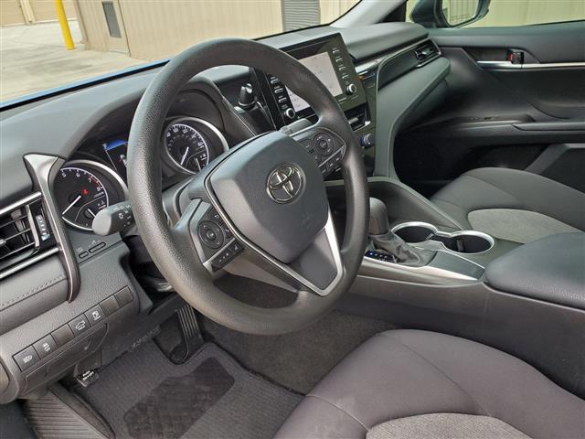 $15000 : 2021 Toyota Camry LE Sedan 4D image 5