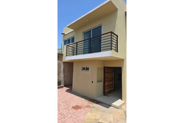 $30000 : FRACC. RESIDENCIAL ITALIA image 2