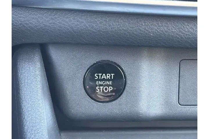 $20986 : Nissan Rogue 2025 SV 4dr Cro image 9