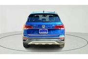 $22483 : Volkswagen Taos 2024 SE 4dr thumbnail