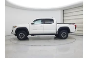 $36998 : Toyota Tacoma 2018 4x4 TRD P thumbnail