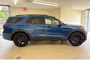 $28897 : Ford Explorer 2020 AWD ST 4d thumbnail