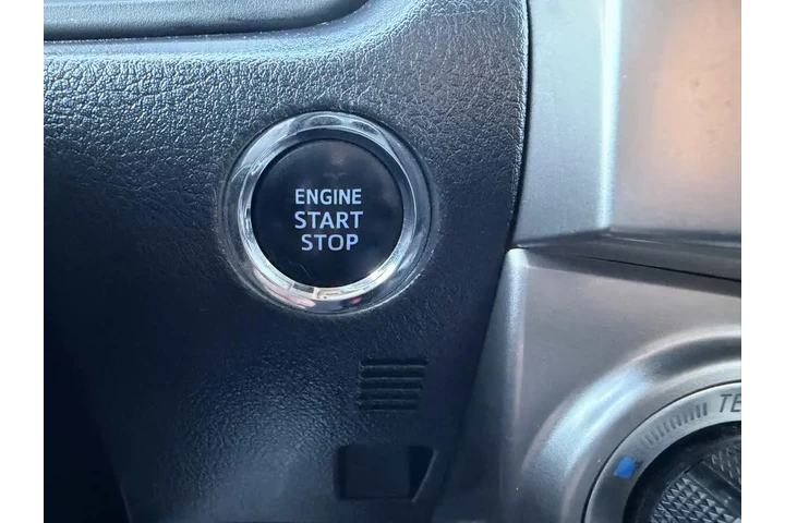 $38710 : 2020 4Runner SR5 Premium image 1