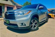 $15950 : 2016 TOYOTA HIGHLANDER XLE thumbnail