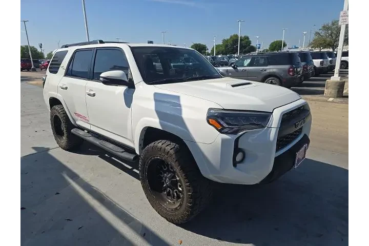 $34998 : Toyota 4Runner 2019 4x4 SR5 image 4