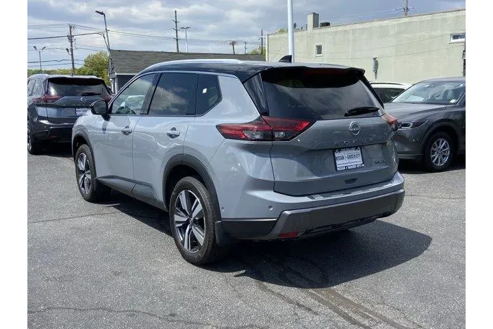 $29487 : Nissan Rogue 2025 AWD SL 4dr image 5