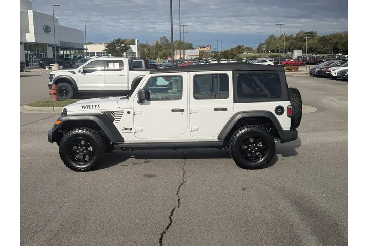 $32329 : Jeep Wrangler Unlimited 2021 image 6
