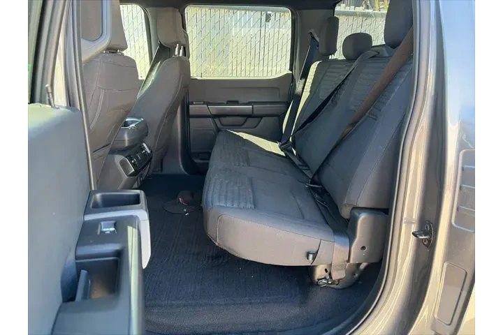 $39200 : Ford F-150 2023 4x4 XL 4dr S image 7