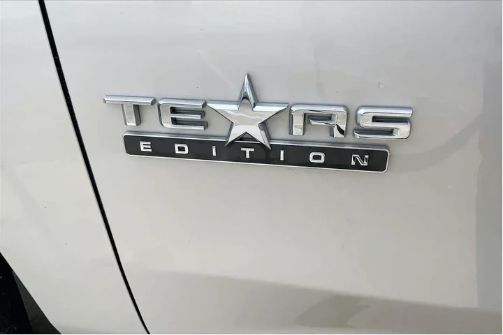 $39717 : Chevrolet Tahoe 2021 4x2 Pre image 10