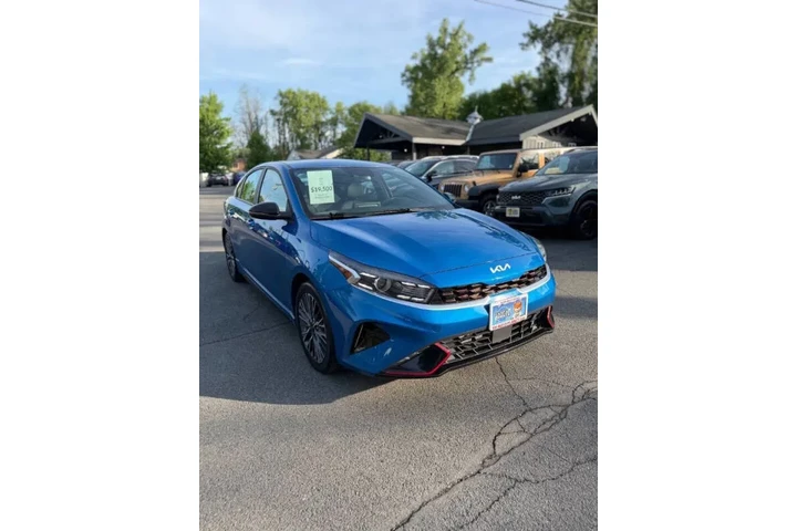 $19500 : 2023 Forte GT-Line image 7