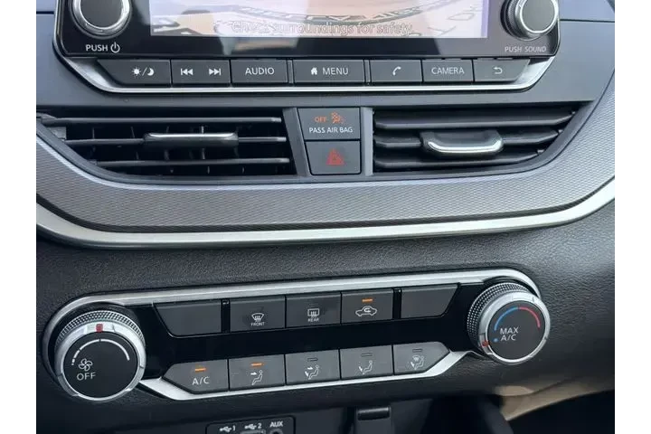 $19698 : Nissan Altima 2024 2.5 SR 4d image 7