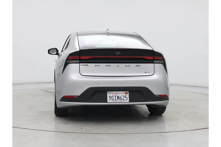$27998 : Toyota Prius 2023 LE 4dr Hat image 6