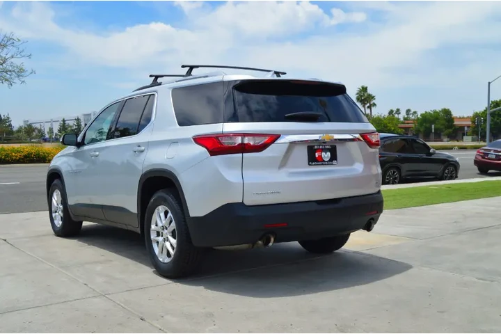 $14995 : Used 2018 Traverse FWD 4dr LT image 4