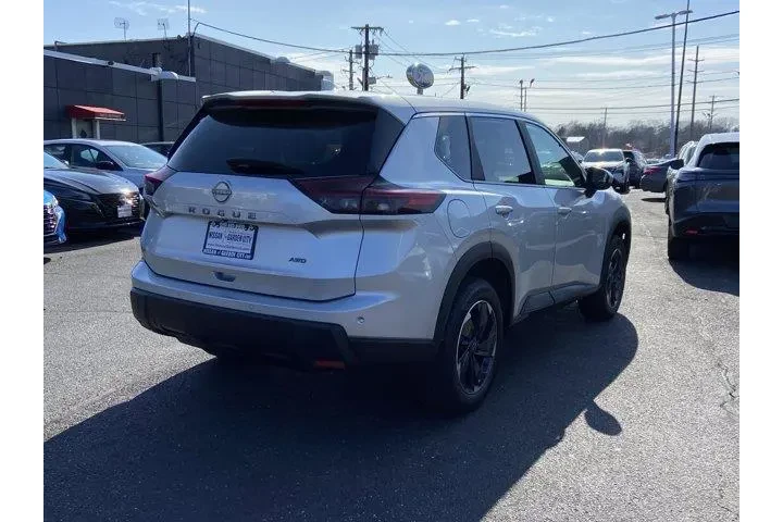 $19287 : Nissan Rogue 2025 AWD SV 4dr image 7