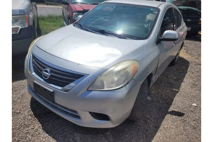 $2000 : 2013 NISSAN VERSA2013 NISSAN image 7