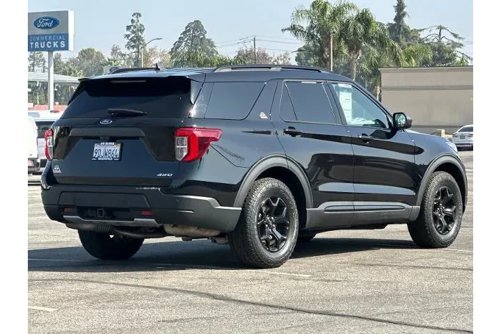 $37945 : Ford Explorer 2022 AWD Timbe image 3
